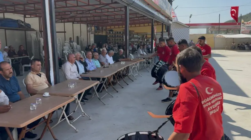 Düğün 3 gün sürdü:  3 gün boyunca kebap ikram edildi 