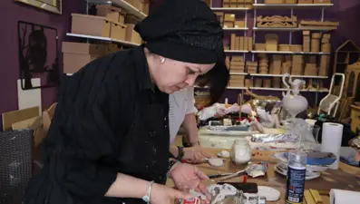 Hobisi işe dönüştü şimdi taleplere yetişemiyorlar: İlk günkü haline getiriyorlar