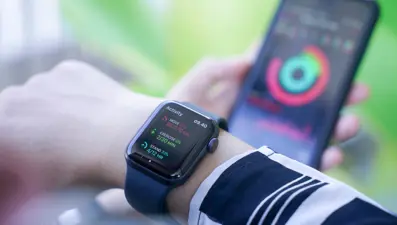 Düşen uçağın yeri akıllı saat sayesinde bulundu