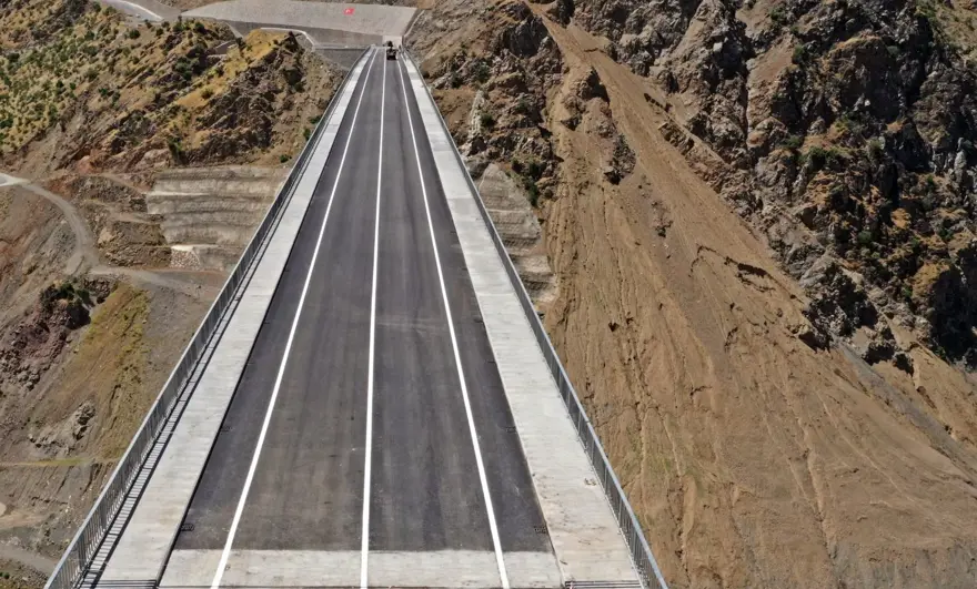5 SAATLİK YOL 2 SAATE DÜŞÜYOR 1