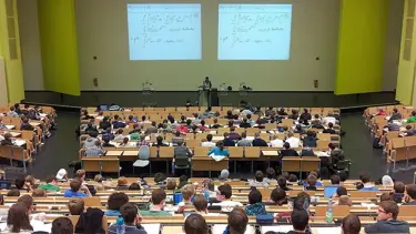 Üniversite sınavları (vize ve final) online mı olacak? Üniversitelerde uzaktan eğitim kararı