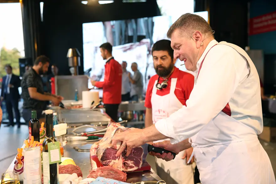 Dünya Mutfakları Sultanahmet Meydanı'nda buluşuyor 4 Dünya Mutfakları Sultanahmet Meydanı'nda buluşuyor 4