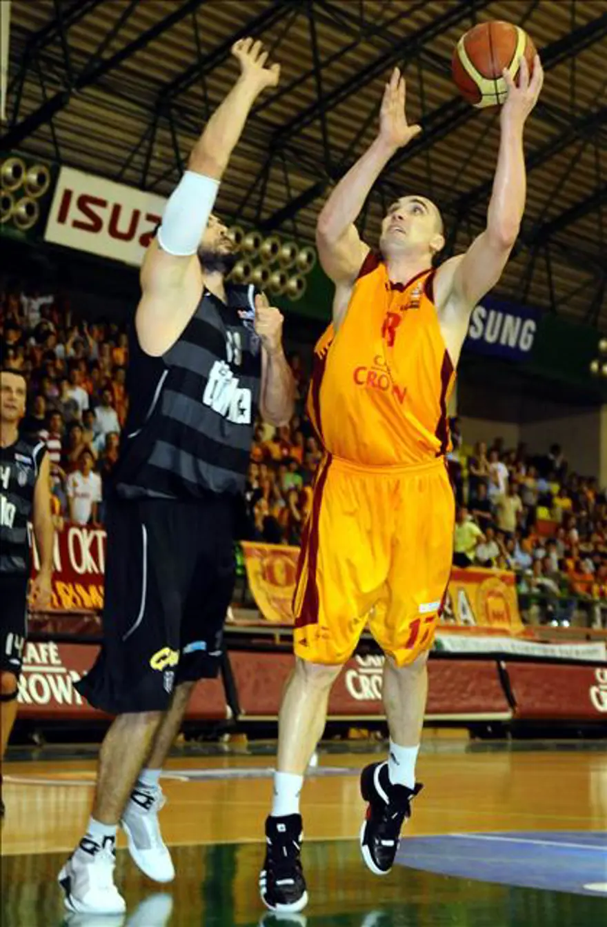 G.Saray: 84 - Beşiktaş: 74 3