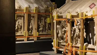 Antalya Arkeoloji Müzesi'ndeki 100 bine yakın eser güvenli bir şekilde depolara taşındı