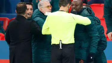 PSG Başakşehir maçına 'No to racism' - 'Respect' ertelemesi (Başakşehir-PSG karşılaşması ne zaman oynanacak?)