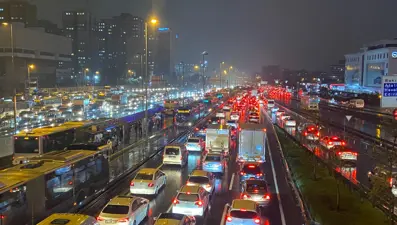 İstanbullunun hayatının 3,5 yılı yolda geçiyor