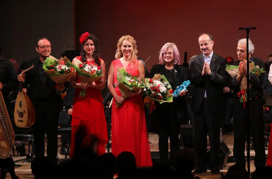 Yunus Emre Enstitüsü'nden Los Angeles Amerikan Yahudi Üniversitesi'nde konser 8