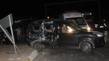 Kavşakta kamyon biçti: 1 ölü, 3'ü ağır 8 yaralı