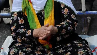 Sarı, kırmızı, yeşil renkli poşuyla ilgili karar: Örgüt propagandası değil