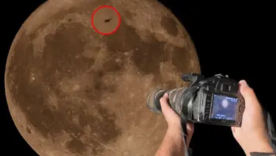 Çıplak gözle nadir görülüyor: Dolunayı çekecekken ISS'yi yakaladı