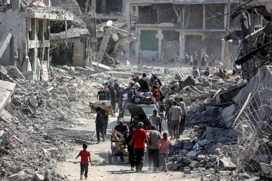 BİNALAR ENKAZ HALİNDE 4