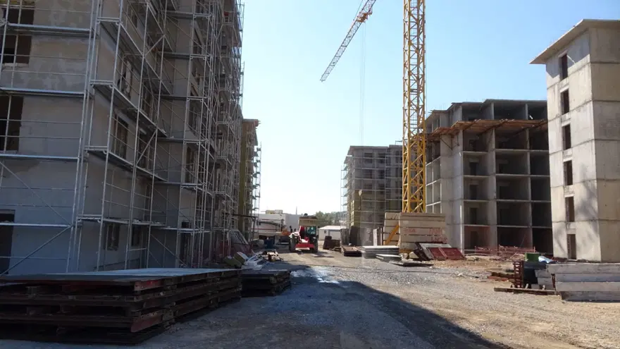 Bin 400 kişinin hayatını kaybettiği  Ebrar Sitesi'nde binalar yükseldi 6