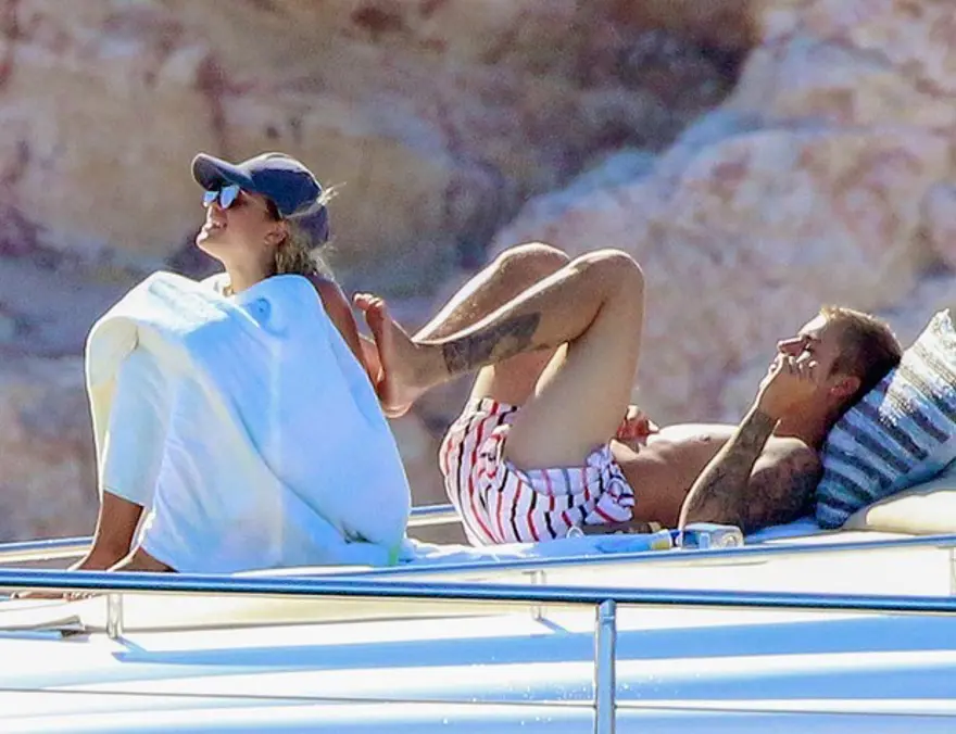 Scott Disick ile Sofia Richie dudak dudağa 5