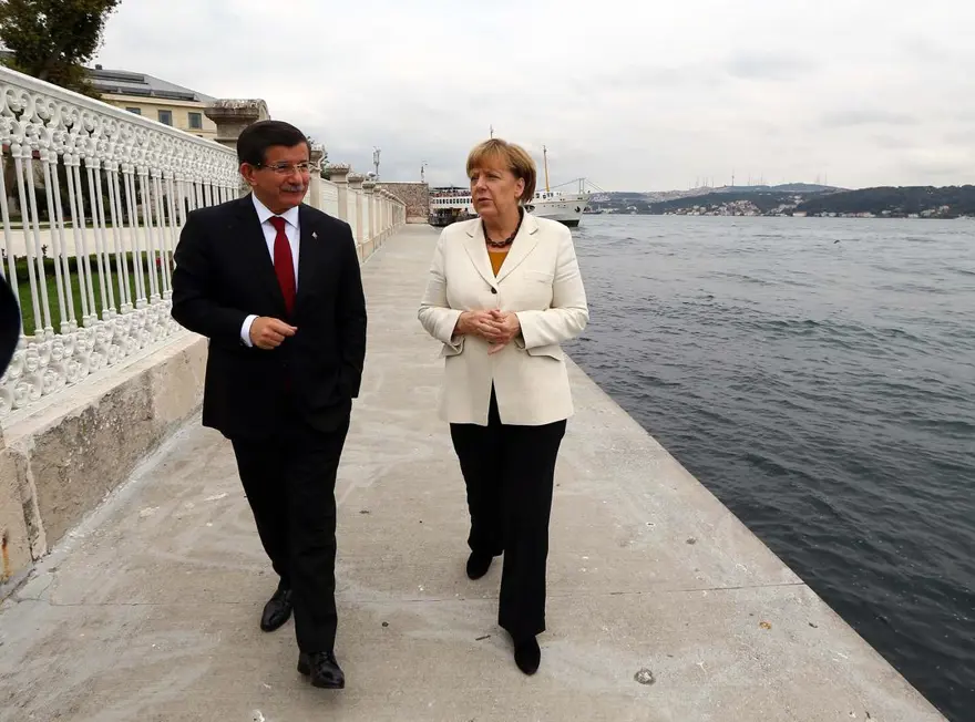 Merkel'den Davutoğlu'na Atatürk sorusu 5 Merkel'den Davutoğlu'na Atatürk sorusu 5