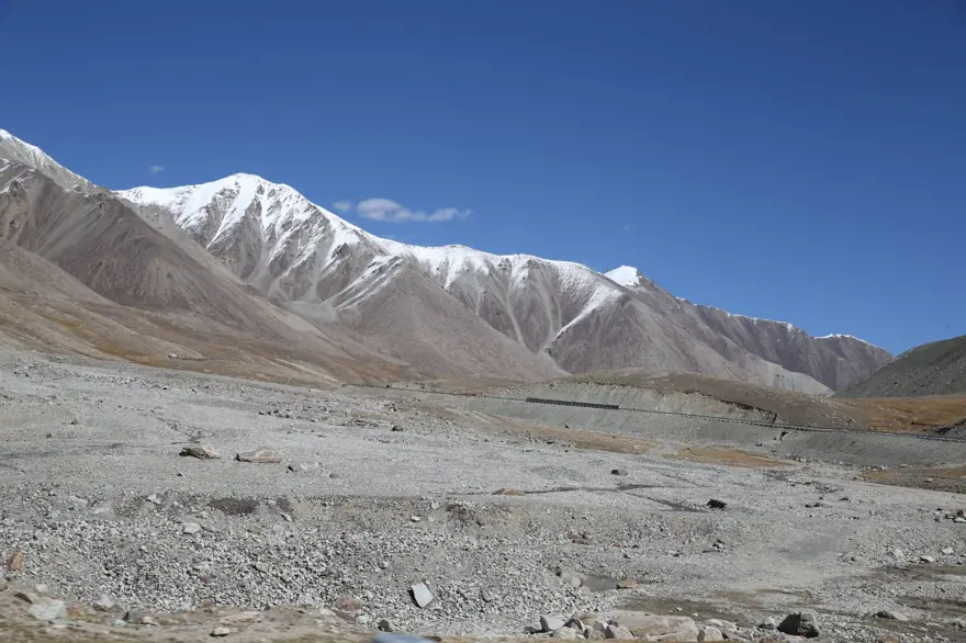 Dünyanın en yüksek geçiş noktası: Pakistan ile Çin'i birbirine bağlayan "Khunjerab" 4