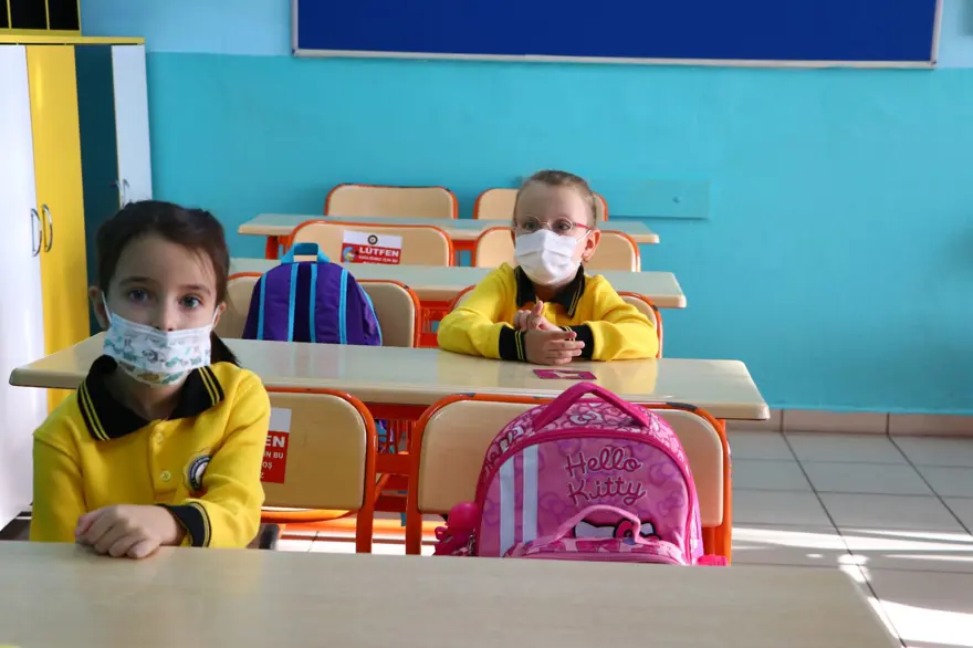 Yüz yüze eğitim anasınıfı ve ilkokul 1'inci sınıflarda başladı 30