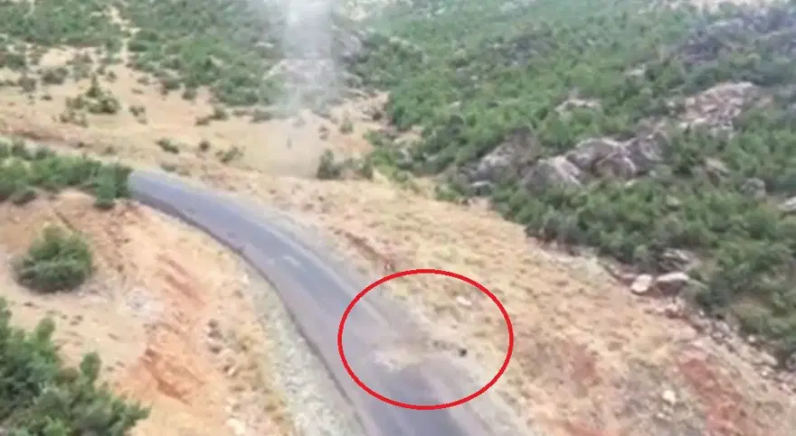 Yol kenarına tuzaklanmış: 80 kilo patlayıcı imha edildi 9