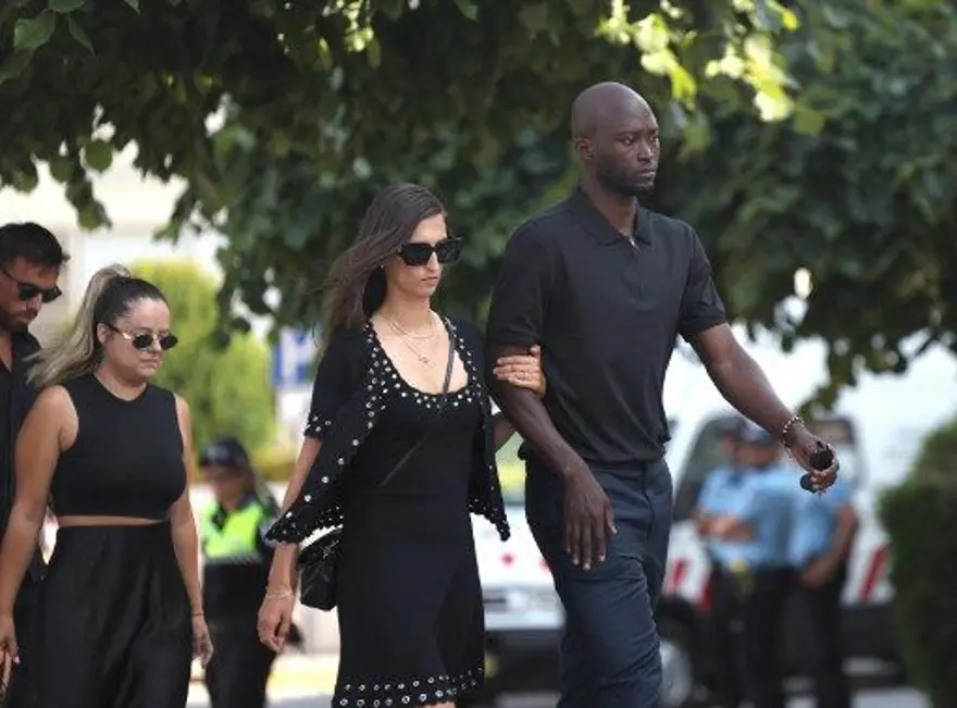 Futbol dünyası yasta: Jota'nın cenazesinde gözyaşları sel oldu! 5 Futbol dünyası yasta: Jota'nın cenazesinde gözyaşları sel oldu! 5