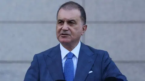 AK Parti'den fon mağduriyeti açıklaması. "Cumhurbaşkanımız sorumluların