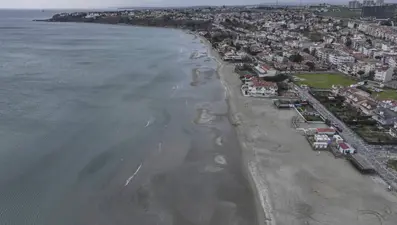 İstanbul Silivri'de denize girmek yasaklandı