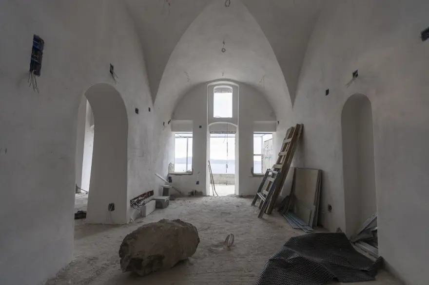 Turizmin gözdesi Santorini şimdi bir hayalet şehir 2