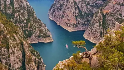 Türkiye'nin ikinci büyük kanyonu: Şahinkaya Kanyonu