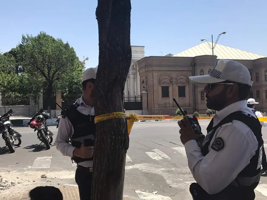 İran Meclisi ve Humeyni Türbesi'nde saldırı 12 İran Meclisi ve Humeyni Türbesi'nde saldırı 12