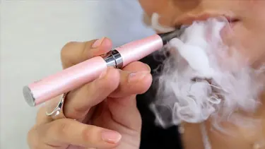 Elektronik sigara 34 ülkede yasaklandı: DSÖ'ye göre normal sigara kadar zararlı
