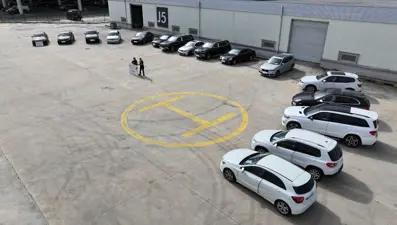 Kapıkule'de yüz milyonlarca lira değerinde onlarca lüks araca el koyuldu