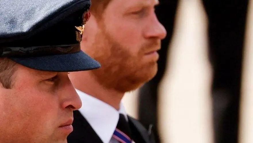 Prens William, kardeşi Prens Harry'nin adını ilk kez andı 