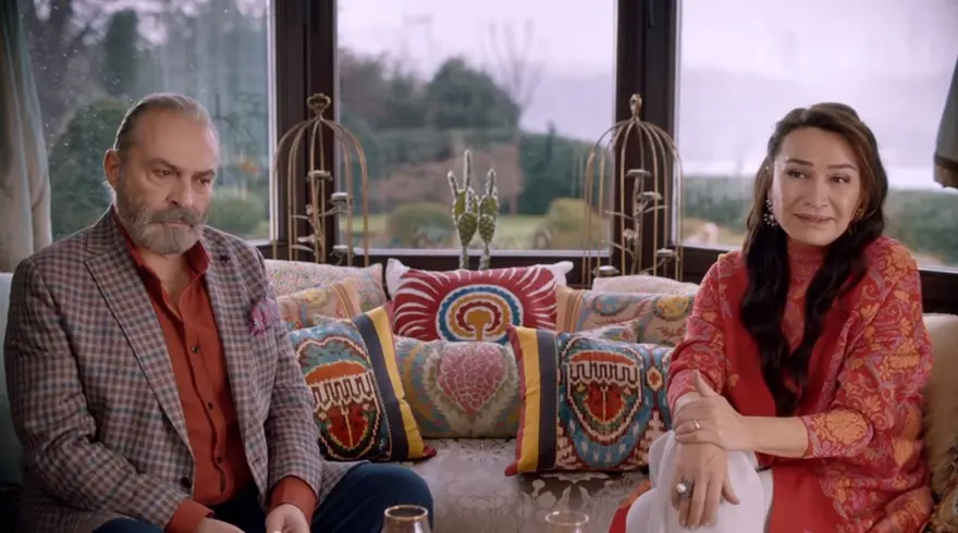 9 KERE LEYLA FİLMİNİN KONUSU NE? 1