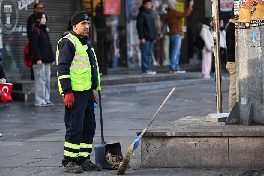 Ulu Önder Atatürk’ü minnetle anıyoruz | Saat 09.05’te Türkiye’de hayat durdu 13 Ulu Önder Atatürk’ü minnetle anıyoruz | Saat 09.05’te Türkiye’de hayat durdu 13