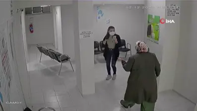Maske takmadığı için uyarılan kadın, doktor kadını darp etti