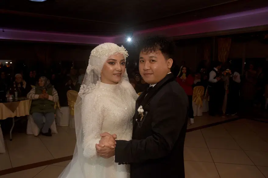 Rize'ye Çinli damat: Nikahı kıyan İsmail Hakkı Çiftçi'nin esprisi salonu güldürdü 2