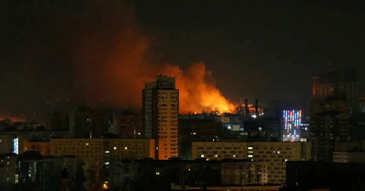 Rusya'dan Kiev'e yoğun hava saldırısı