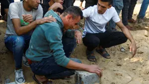 İsrail'in saldırılarında ölen Filistinlilerin sayısı 10 bin 328'e yükseldi