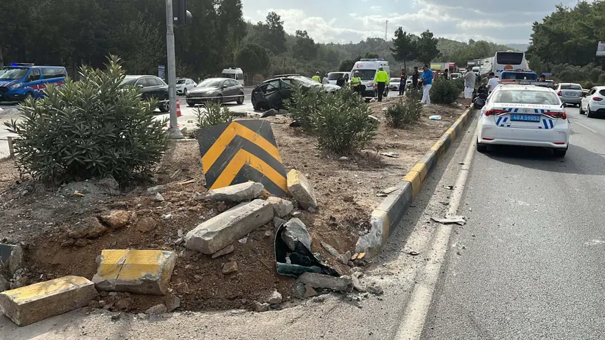 Muğla'da feci kaza: 1 ölü, 3 yaralı 5
