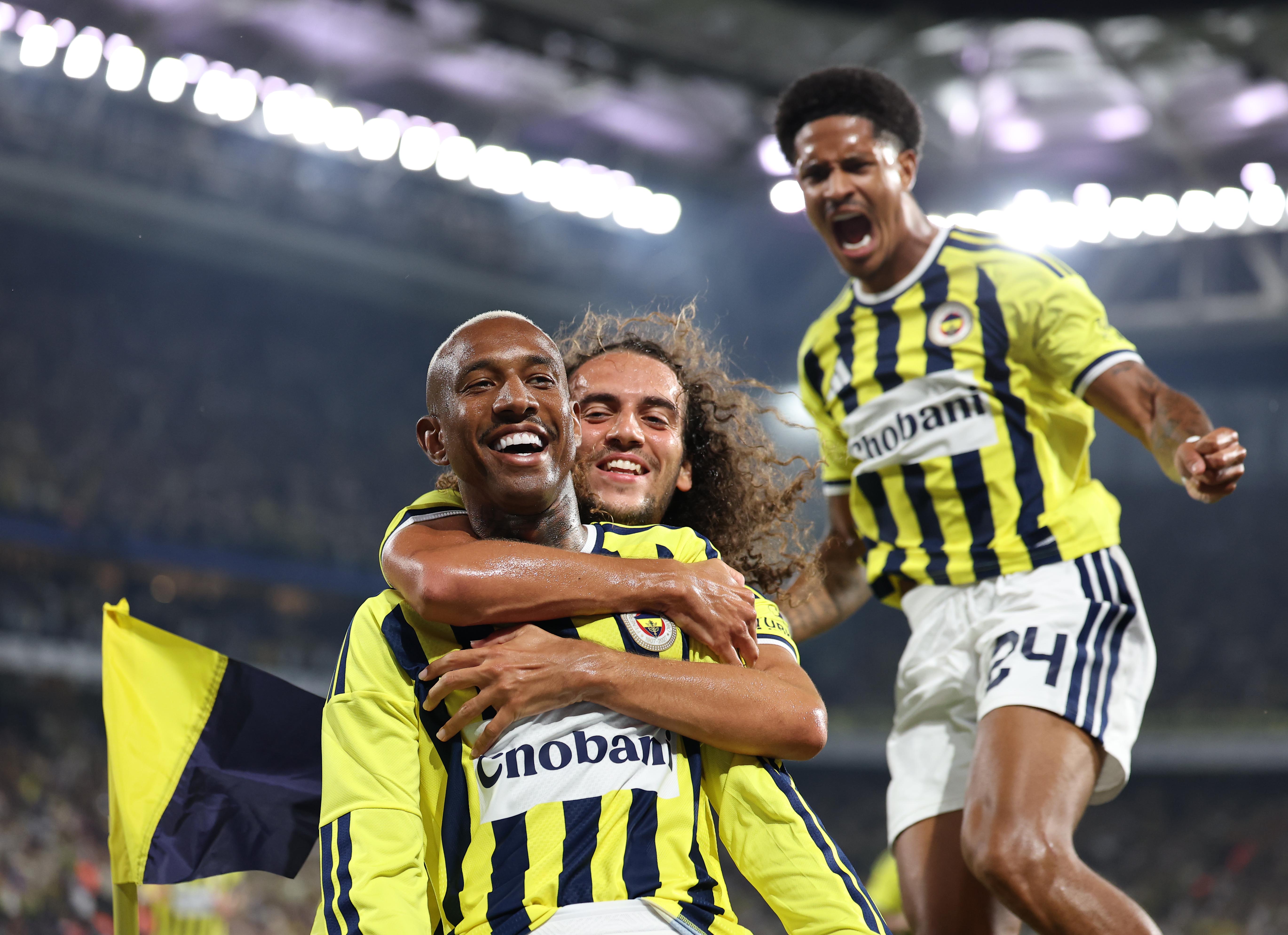 Fenerbahçe resmen açıkladı, Anderson Talisca ile yollar ayrıldı