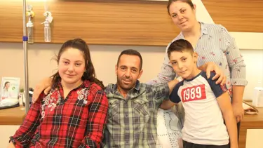 Kalp ve akciğerine yapışık tümörden kurtuldu, rahat nefes aldı