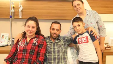 Kalp ve akciğerine yapışık tümörden kurtuldu, rahat nefes aldı