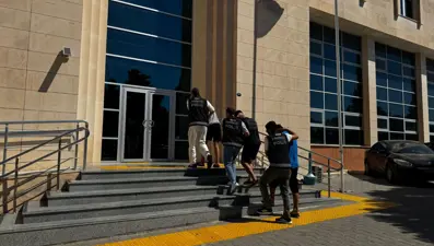 İzmir'de büyük uyuşturucu operasyonu: 11 tutuklama