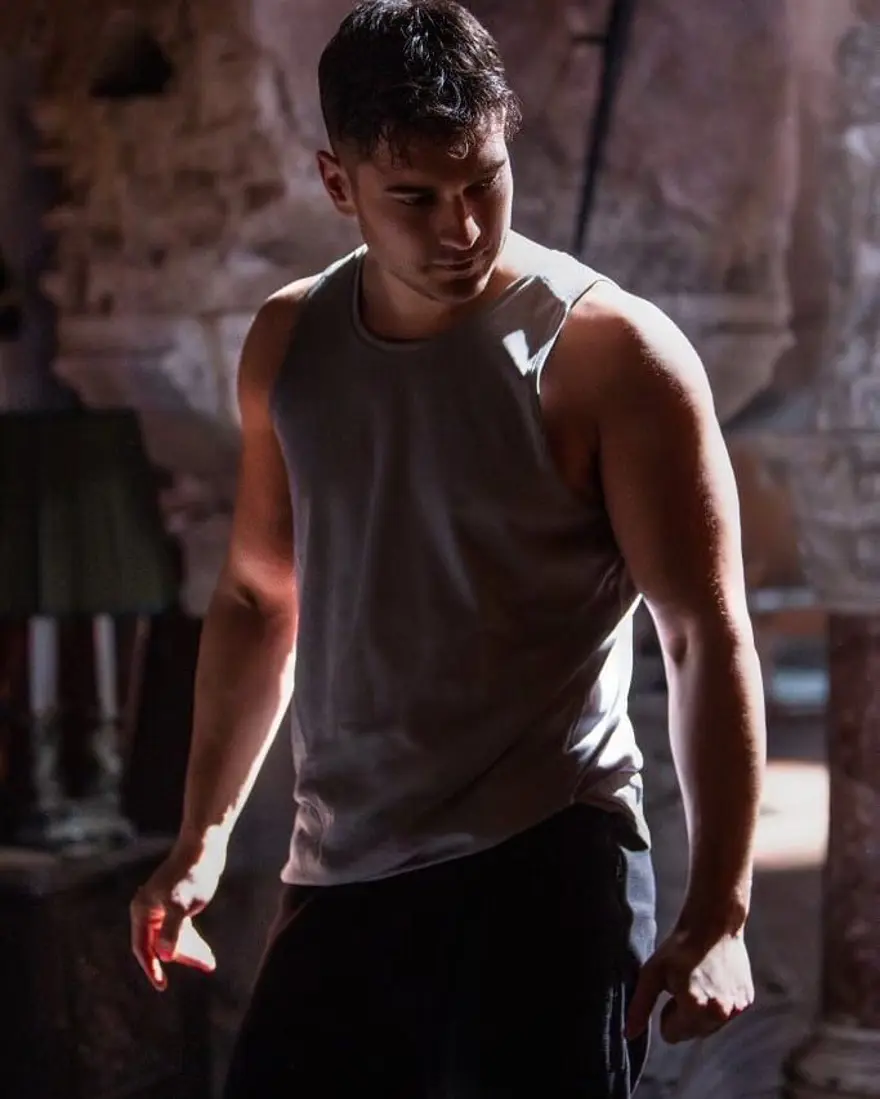 Hakan: Muhafız hakkında izlenimler 42