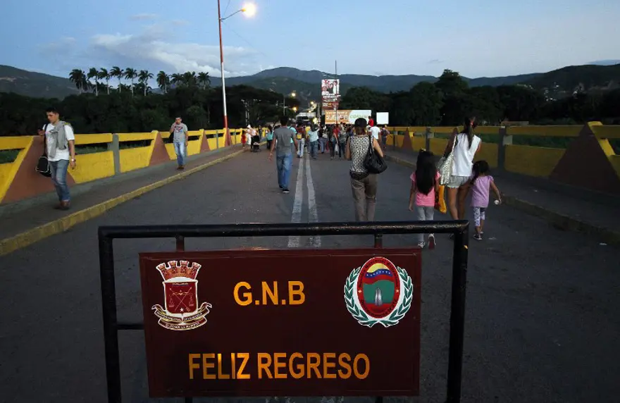 Venezuela en değerli parasını tedavülden kaldırdı 20