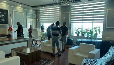 Döşemealtı Belediye Başkanının makam odasına haciz