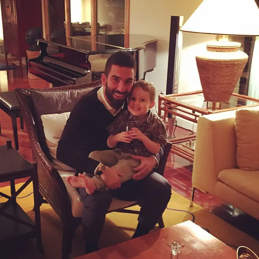 Arda Turan'ın 15 milyon euroluk malikanesi 115 Arda Turan'ın 15 milyon euroluk malikanesi 115