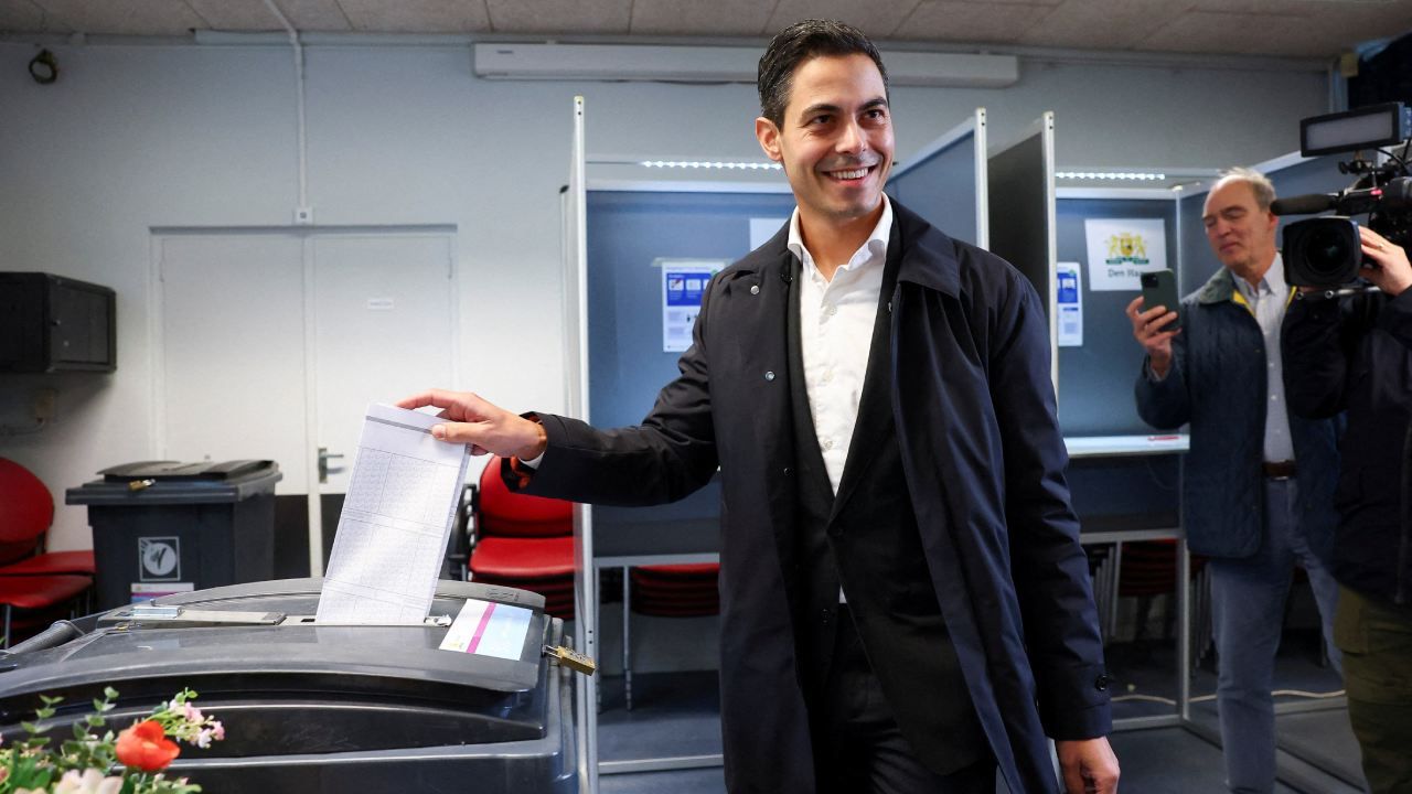 Hollanda'da genel seçimin galibi D66: Wilders ikinci sırada