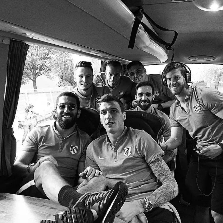 Arda Turan'ın 15 milyon euroluk malikanesi 81 Arda Turan'ın 15 milyon euroluk malikanesi 81