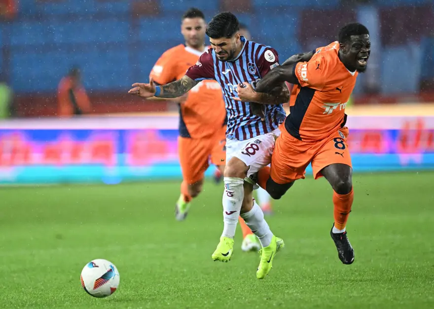 "Cham hiç sorumluluk almıyor" Spor yazarları Trabzonspor'u değerlendirdi 4