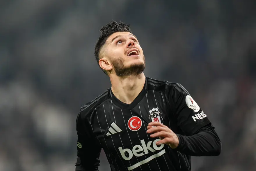 Beşiktaş'a evinde büyük sürpriz: Gaziantep FK, Dolmabahçe'de 1-0'dan geri dönerek kazandı 11