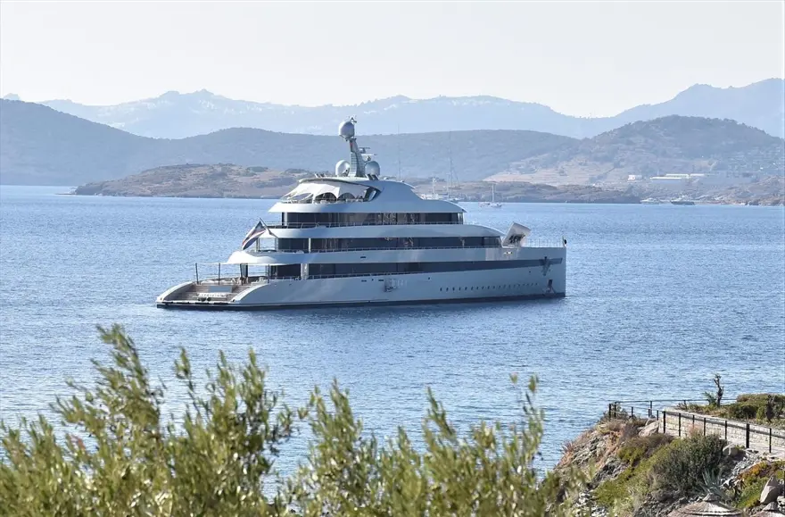 Çevre dostu mega yat "Savannah" Bodrum'da 2